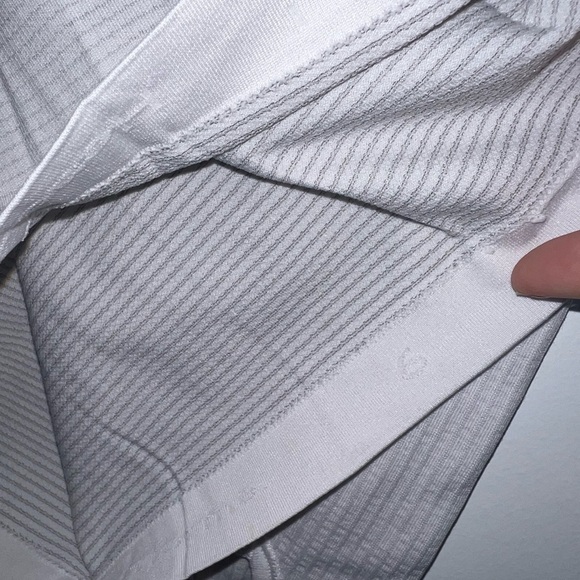 Lululemon Women's White Long Sleeve Top size 6 swiftly - Picture 9 of 15